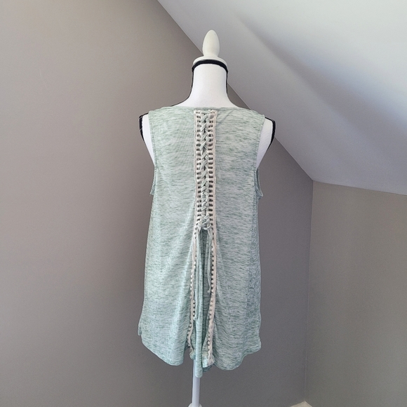 Torrid Tank Top - Picture 2 of 3